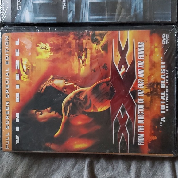 3 DVD movies - Picture 2 of 4